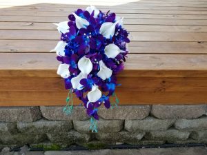 Cascading galaxy purple blue orchid bouquet - Image 3