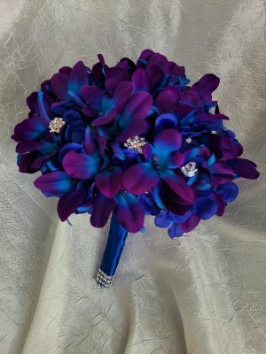 Galaxy orchid bouquet - Image 3