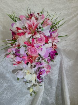 Pink, fuchsia and lavender cascading bouquet set