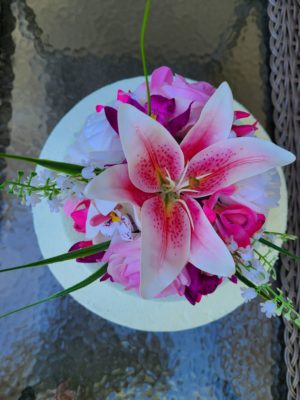 Pink, fuchsia and lavender cascading bouquet set - Image 10