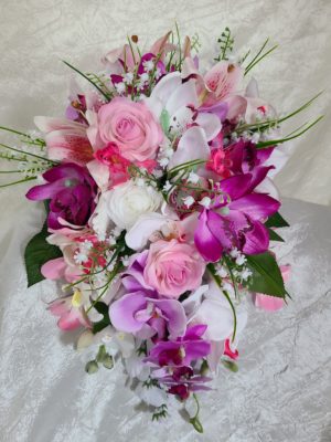 Pink, fuchsia and lavender cascading bouquet set - Image 6