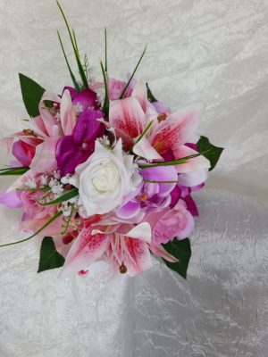Pink, fuchsia and lavender cascading bouquet set - Image 5