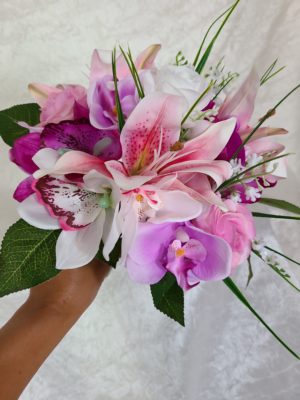 Pink, fuchsia and lavender cascading bouquet set - Image 18