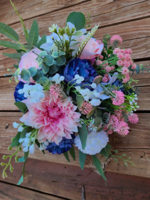 Pink and blue bridal bouquet - Image 10