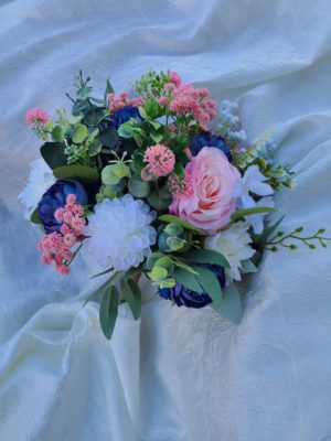 Pink and blue bridal bouquet - Image 8