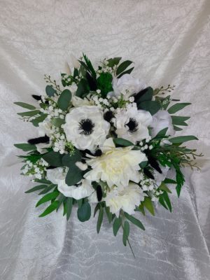 Anemone, peony, rose and dahlia bouquet - Image 5